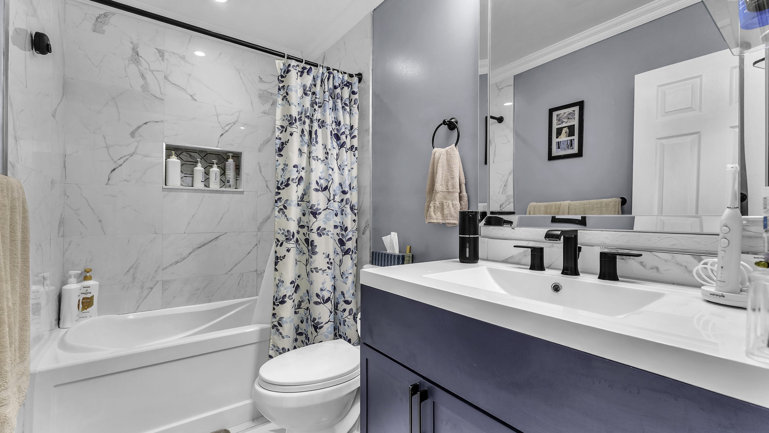 Main Bathroom